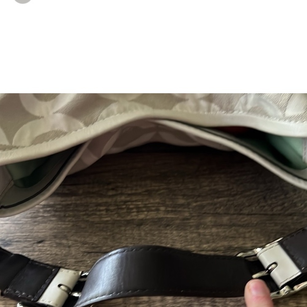 COACH Vintage Cream White Peyton Shoulder Bag Uncommon Light Green Lining - Picture 5 of 9